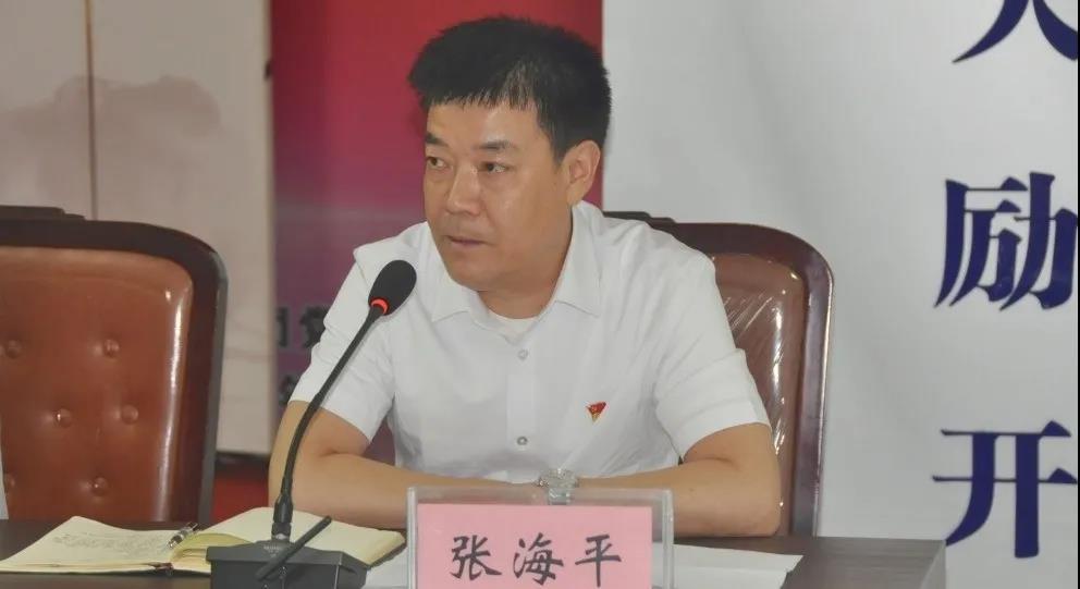 集團(tuán)公司召開(kāi)學(xué)習(xí)貫徹總書(shū)記“七一”重要講話(huà)精神暨“兩優(yōu)一先”表彰大會(huì)